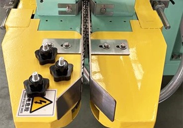 Carrier chain Carrier chain